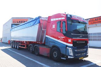 Ny Kel-Berg 4 akslet tiptrailer 61,5 m3  til Niels J. Phillipsen Transport